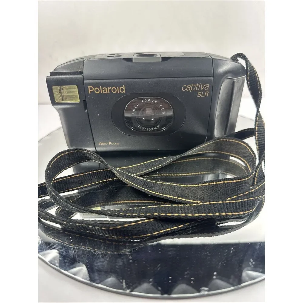 Vintage POLAROID Captiva SLR Instant‎ Film Camera with F/12 107mm Lens